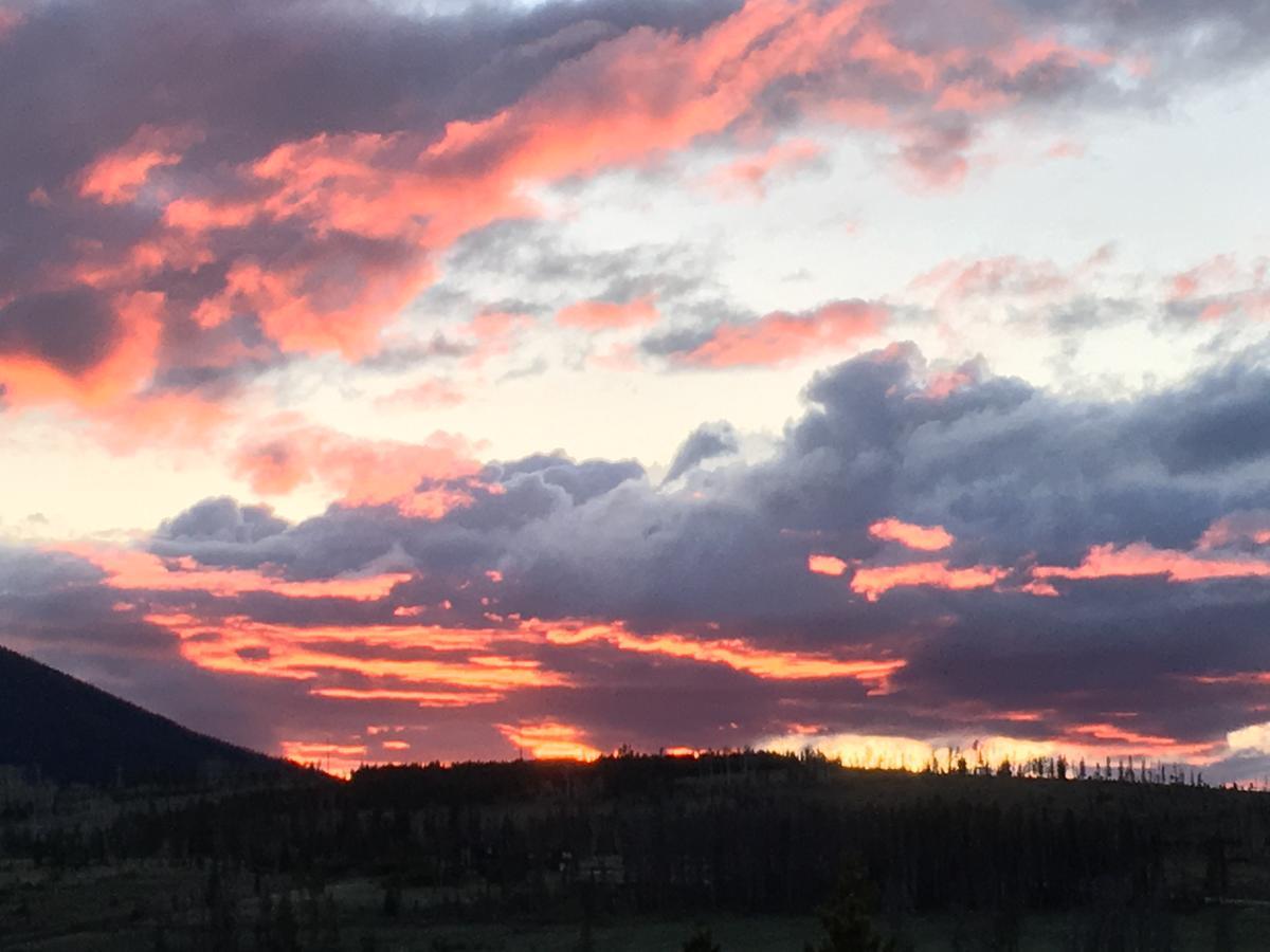 Hideaway Mountain Lodge Fraser Esterno foto