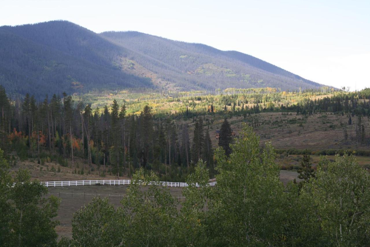 Hideaway Mountain Lodge Fraser Esterno foto